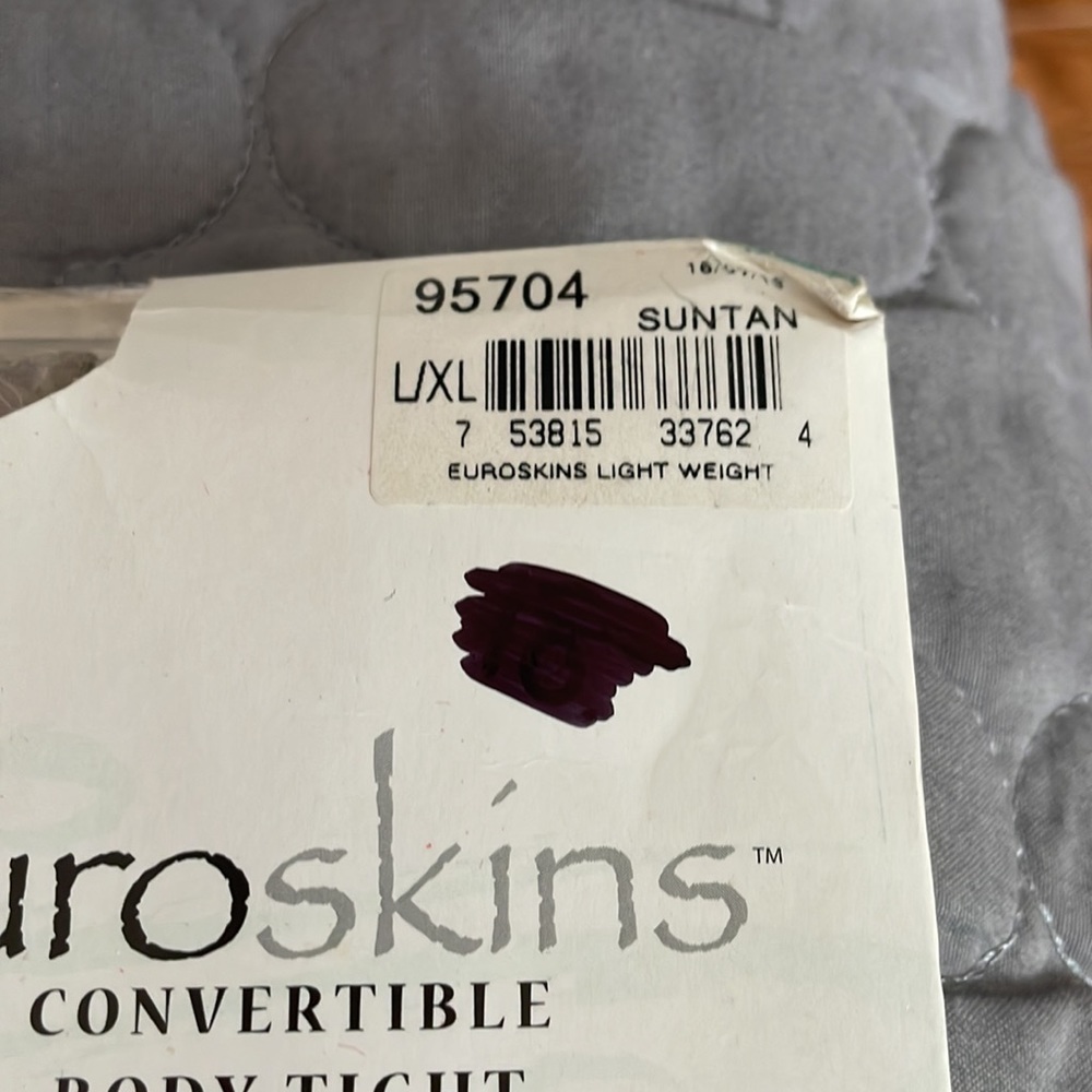 NWT Womens convertible tan body tight suit l/xl - Picture 2 of 4